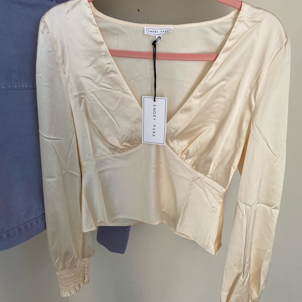 Light yellow/champagne blouse